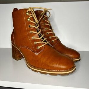 Korks by Kork-Ease Chelsea Cognac Ankle Lace‎ Up Stacked Heel Boots